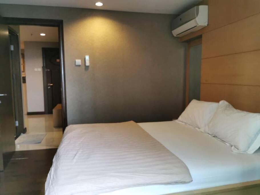 Two Bedroom Apartment At El Royale Hotel บันดุง ภายนอก รูปภาพ